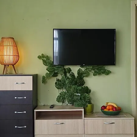Amelia Apartment